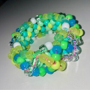 Kandi Rave Bracelet | wintergreen (UV reactive, glow in the dark)